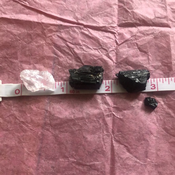 Pain Relief Crystals Gemstones Kit (Amethyst,Tourmaline,Clear Quartz) - Picture 6 of 7